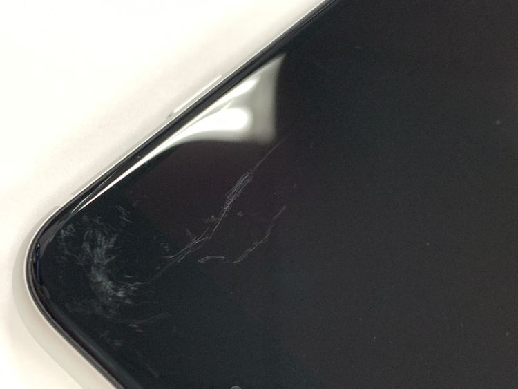 �ڥ�Х���BOX������ ����100%SIM�ե꡼ iPhone SE(��2����) 64GB �ۥ磻��