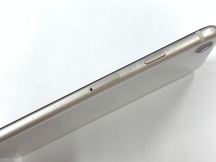 �ڥ�Х���BOX��  ����100%SIM�ե꡼iPhone SE(�裳����) 64GB���������饤��