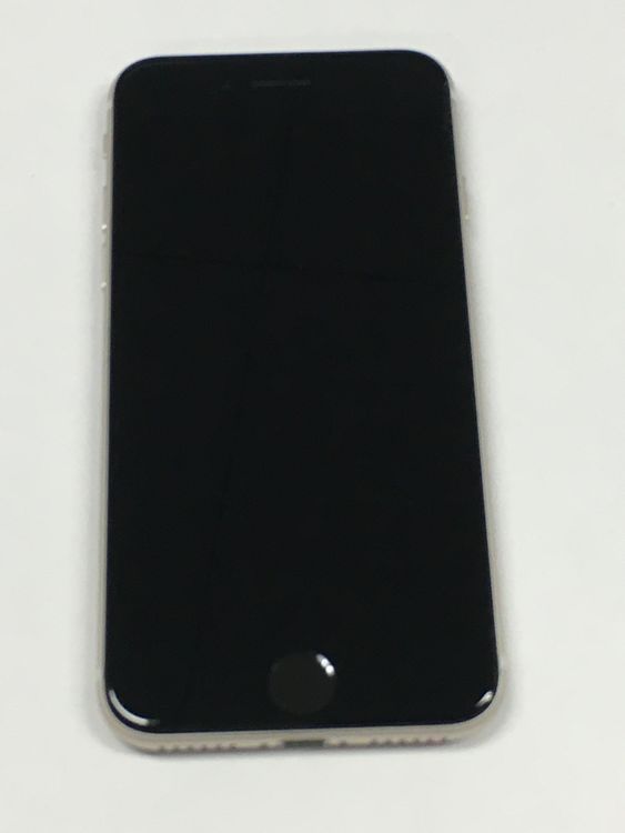 ��ư��ġ�����100���iPhone SE3 ��3���� 64GB SIM�ե꡼ �������饤��