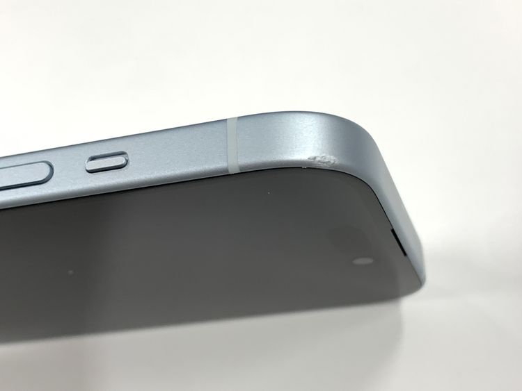 �ڥ�Х���BOX�� ����98%SIM�ե꡼ iPhone15 128GB �֥롼