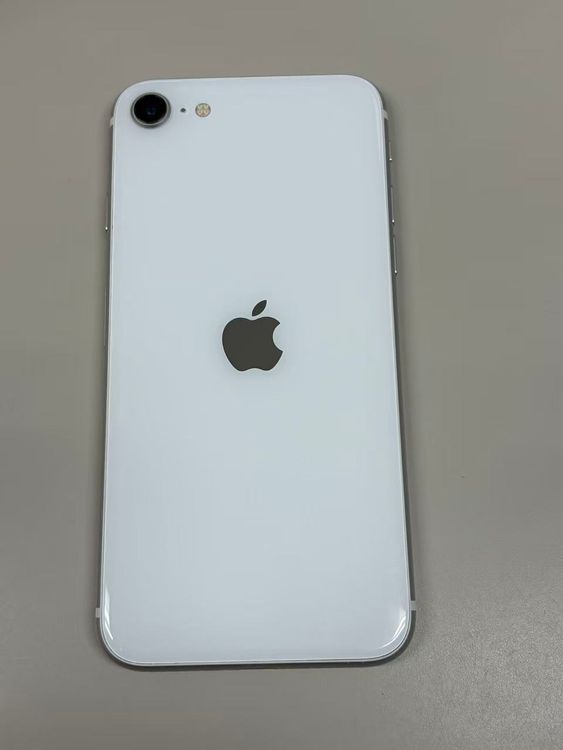 �ڥ�Х���BOX������ ����83�� SIM�ե꡼iPhone SE(�裲����) 64GB