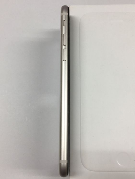 �ڥ�Х���BOX������85�� iPhone SE3 ��3���� 64GB SIM�ե꡼ �������饤��