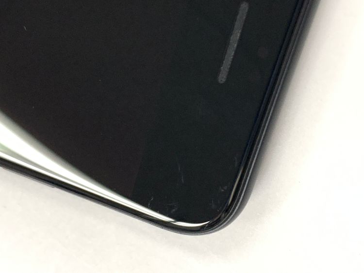 �ڥ�Х���BOX������89%SIM�ե꡼ iPhone SE2 ��2���� 64GB �֥�å�