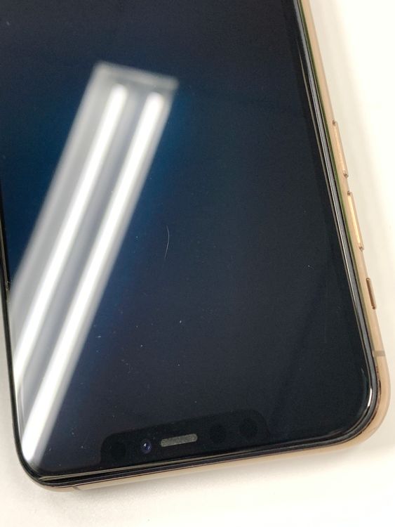 ڥХBOX84SIMե꡼ iPhone11 Pro Max 64GB 
