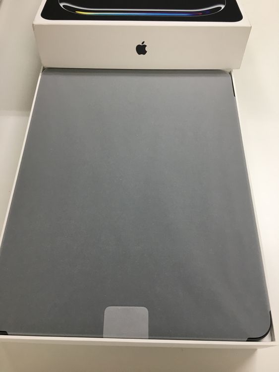̤���� SIM�ե꡼ iPad Pro 13 ����� (M5) 256GB ���ڡ����֥�å�