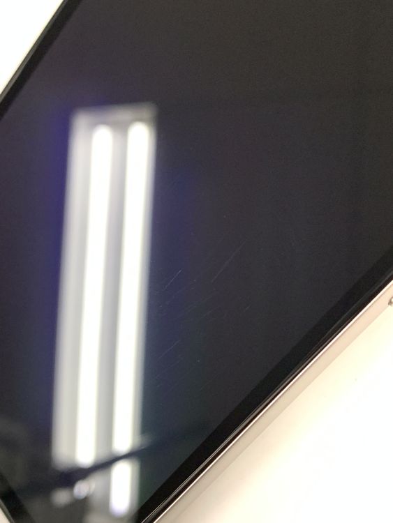 ���� �Хåƥ꡼97�� Google Pixel 8a 128GB Porcelain