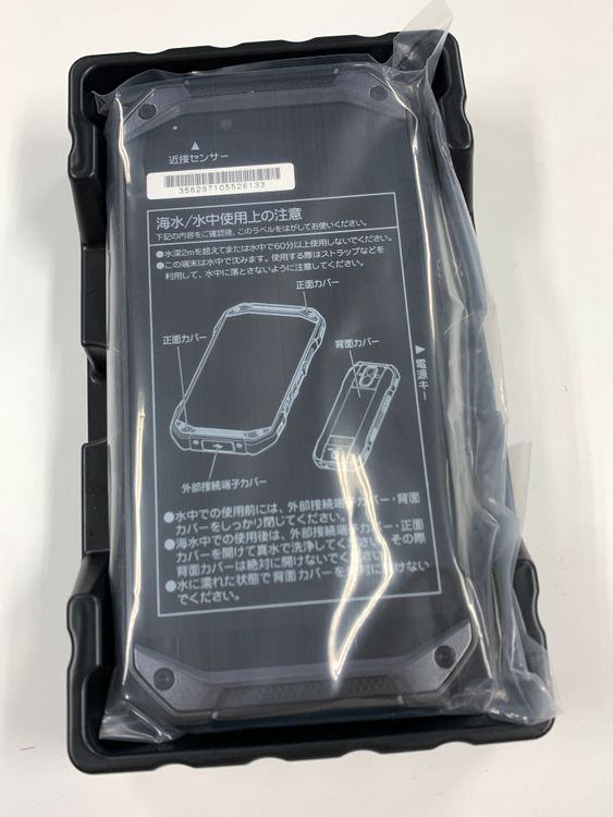 ̤����  au KYV46 TORQUE G04 64GB �֥�å�