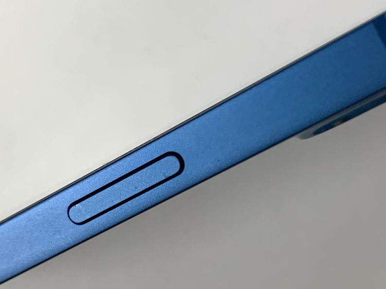 �ڥ�Х���BOX��Ķ���� ����84%SIM�ե꡼ iPhone13 512GB �֥롼