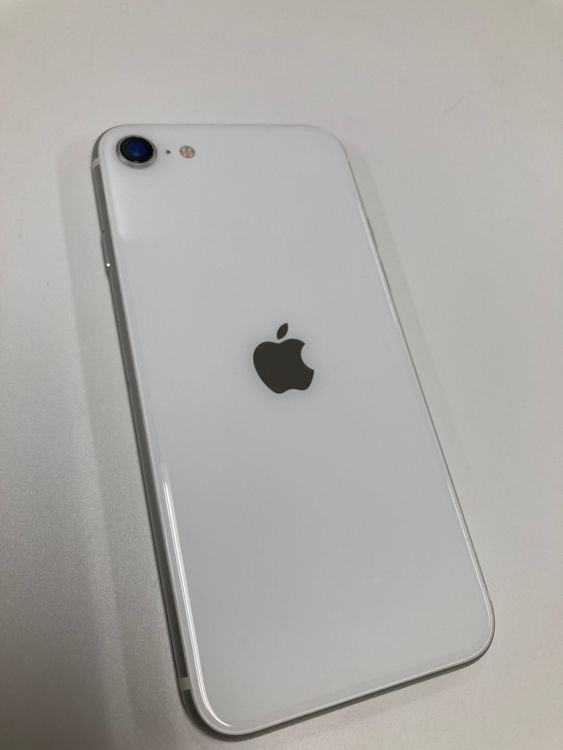 �ڥ�Х���BOX������ ����94%SIM�ե꡼ iPhone SE2 ��2���� 64GB �ۥ磻��
