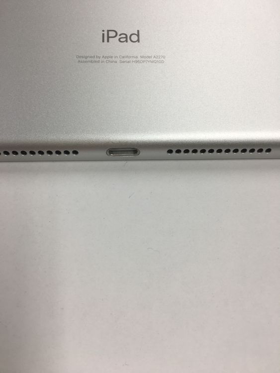 �ڥ�Х���BOX�۶����� ����91% Apple iPad ��8���� 32GB WiFi��ǥ�