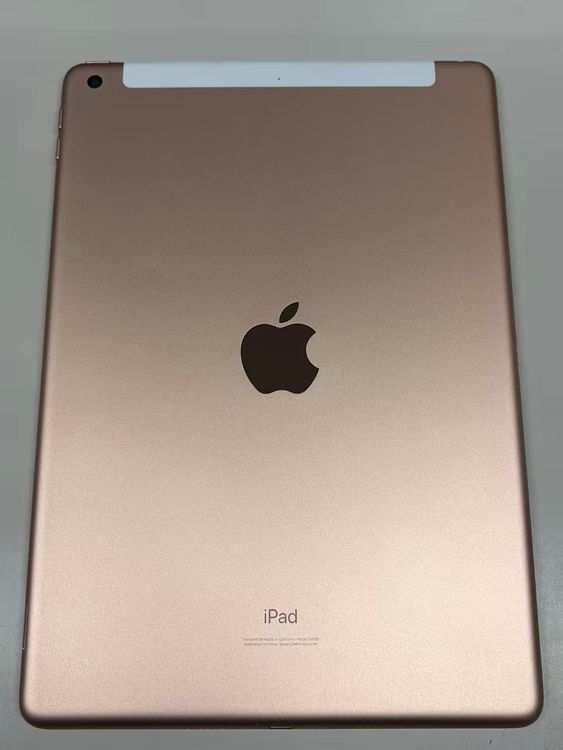 ������ ����72% SIM�ե꡼iPad (��8����) 32GB �������