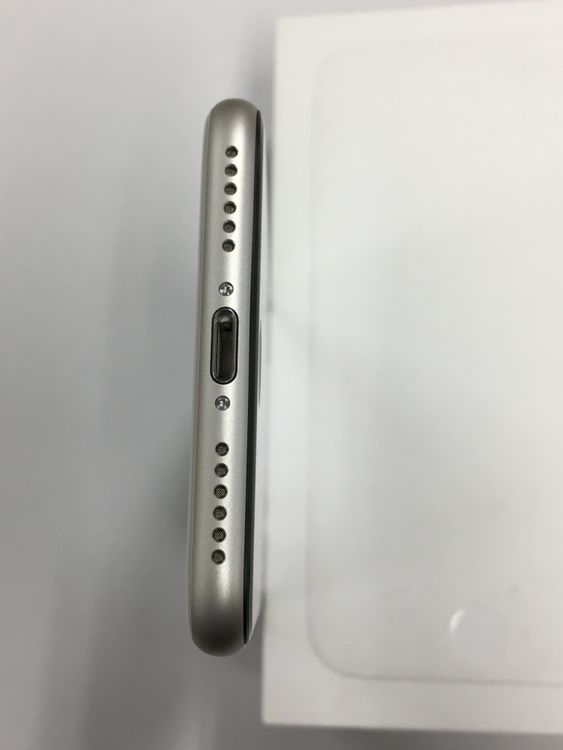 �ڥ�Х���BOX������ ����90�� iPhone SE3 ��3���� 64GB SIM�ե꡼ ����