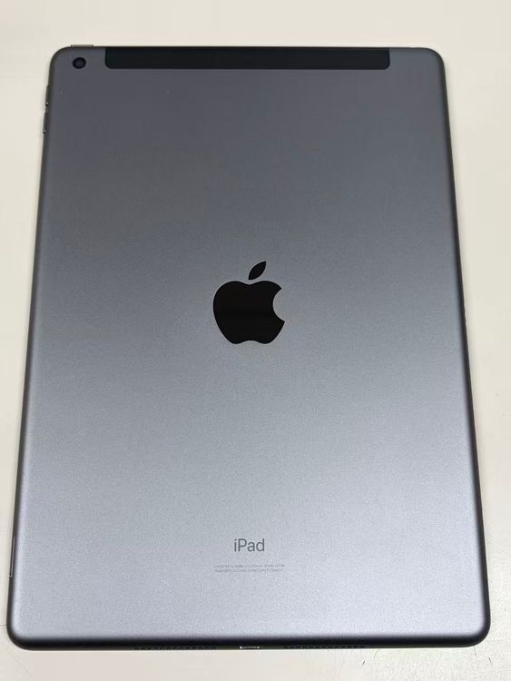 ���������� ����76% SIM�ե꡼ iPad (��7����) 32GB ���ڡ�������