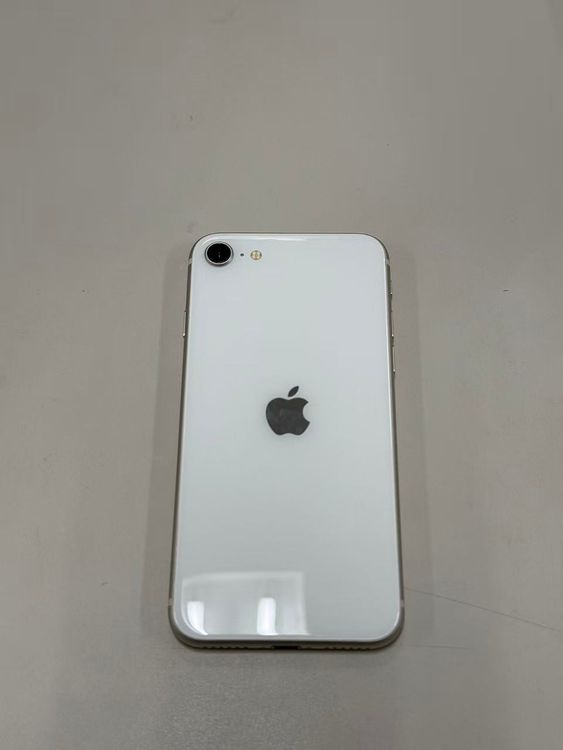 �ڥ�Х���BOX�� ������ ����98%SIM�ե꡼ iPhone SE(��3����) 64GB