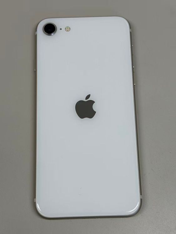 �ڥ�Х���BOX������ ����95%SIM�ե꡼iPhone SE(�裳����) 64GB