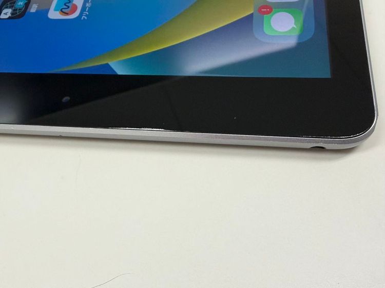 ����89�� iPad (��5����) 128GB ���ڡ������졡WIFI��