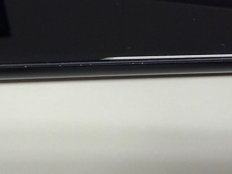 �ڥ�Х���BOX��  ����94%SIM�ե꡼ iPhone SE(��2����) 64GB