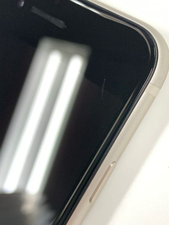 Ķ���� ����92%SIM�ե꡼iPhone SE(�裳����) 64GB���������饤��