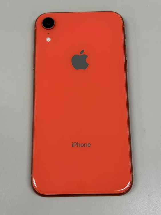 �ڥ�Х���BOX�۶����� ����95%SIM�ե꡼ iPhoneXR 128GB �������
