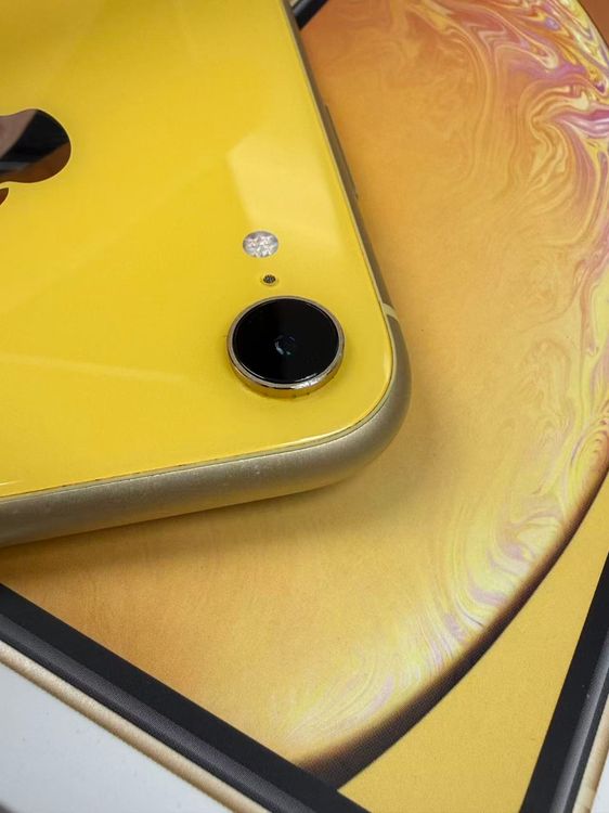 �ڥ�Х���BOX������ ����78%SIM�ե꡼ iPhoneXR 128GB ��������