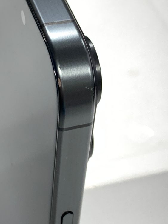 �ڥ�Х���BOX�� ����87%SIM�ե꡼ iPhone15 Pro 128GB �֥�å������˥���