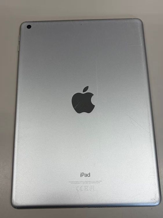 ����67�� iPad (��6����)  32GB ����С���WIFI��