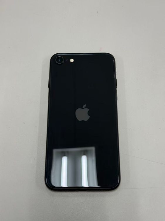 �ڥ�Х���BOX�� ������ ����92%SIM�ե꡼ iPhone SE(��3����) 64GB