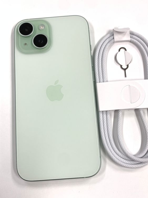 �ڥ�Х���BOX�ۿ���Ʊ�� ����100%SIM�ե꡼ iPhone15 128GB ���꡼��