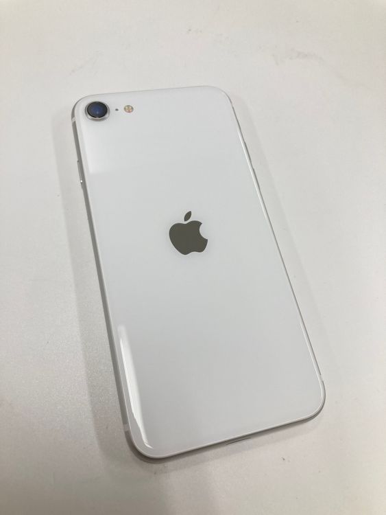 �ڥ�Х���BOX������87%SIM�ե꡼ iPhone SE2 ��2���� 64GB �ۥ磻��