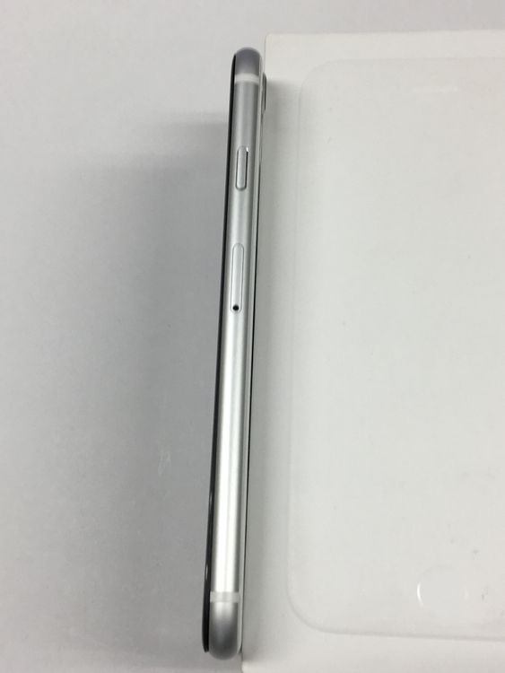 ��ư������ ����100������� Apple iPhone SE����2�����64GB SIM�ե꡼