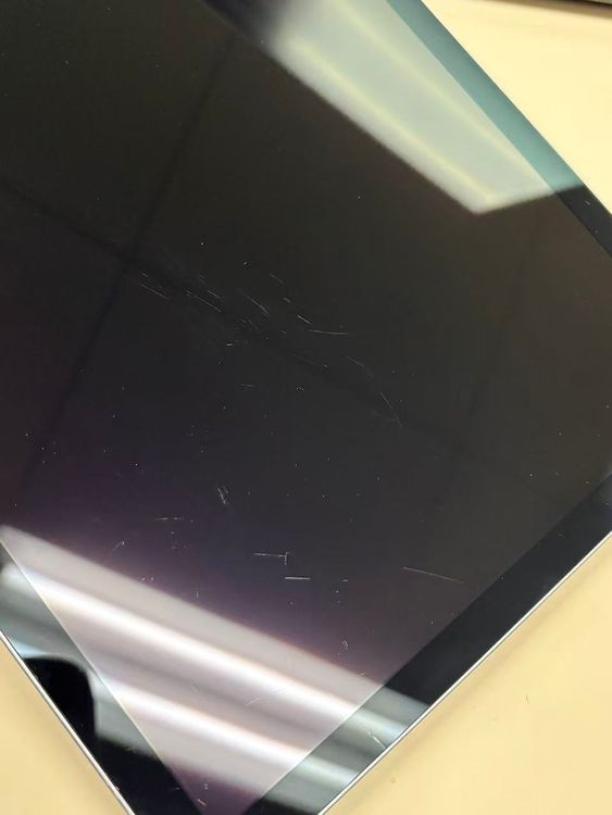 ����76% iPad Air (��4����) 256GB Wi-Fi��ǥ� �������֥롼