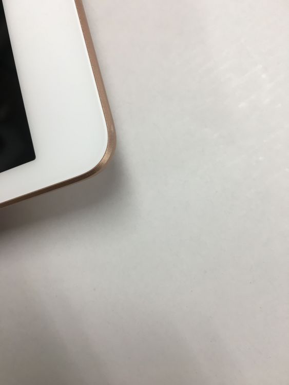 ڥХBOX۶ 100 Apple iPad 8 Wi-Fi 32GB