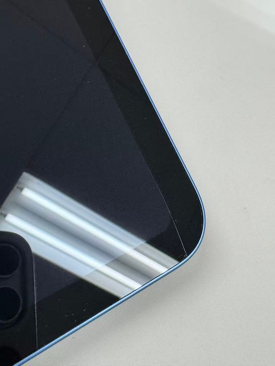 ����86�� iPad(��10����)��64GB �֥롼��WIFi��ǥ�