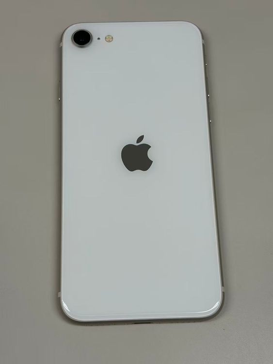 �ڥ�Х���BOX�۶����� ����100%SIM�ե꡼ iPhone SE(�裳����) 64GB
