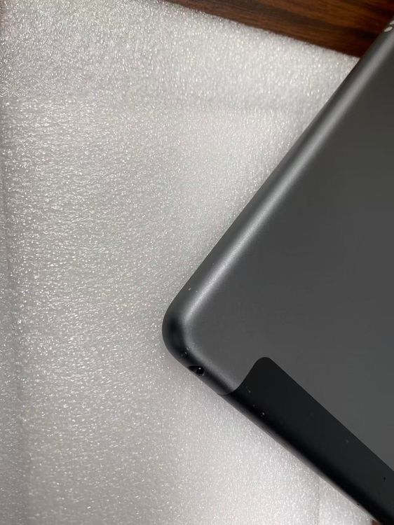 ����87%Apple iPad8 Wi-Fi + Cellular 32GB��Space gray