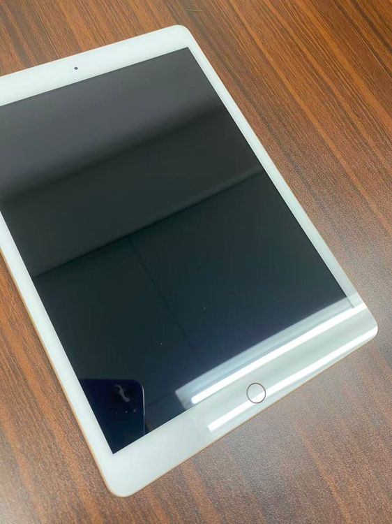 ����93��Apple iPad ��7���� Wi-Fi��128GB Gold