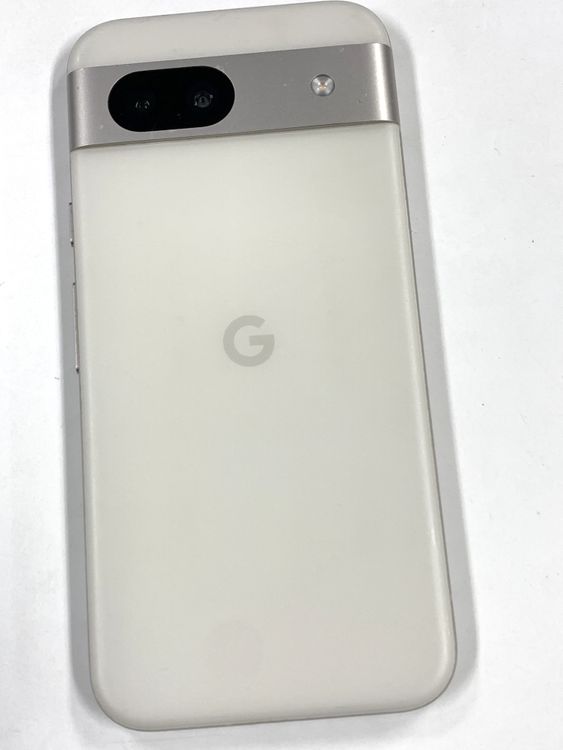 �Хåƥ꡼89�� Google Pixel 8a 128GB Porcelain