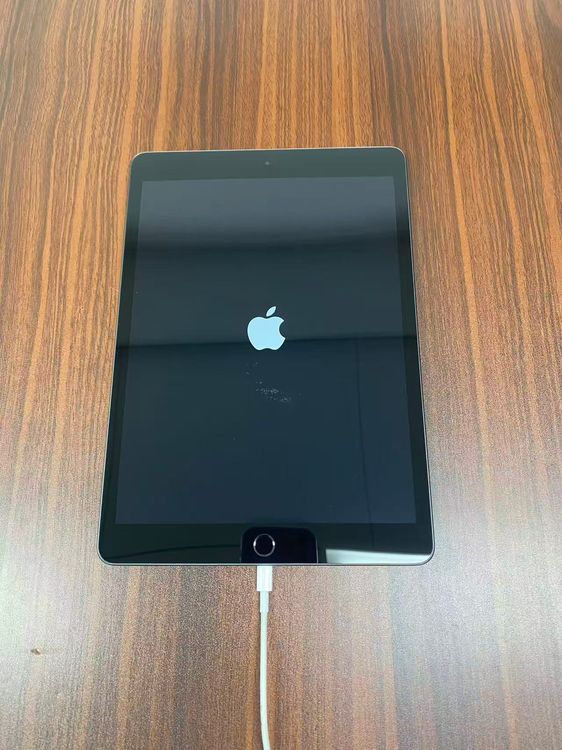 ��������Apple iPad ��7���� Wi-Fi��128GB Space gray �Ÿ�����ʤ�