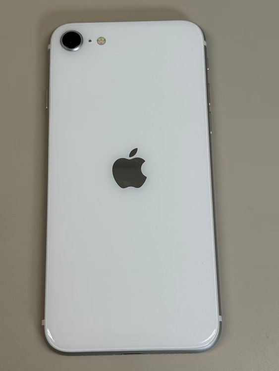 �ڥ�Х���BOX������ ����91%SIM�ե꡼ iPhone SE2 ��2���� 64GB �ۥ磻��