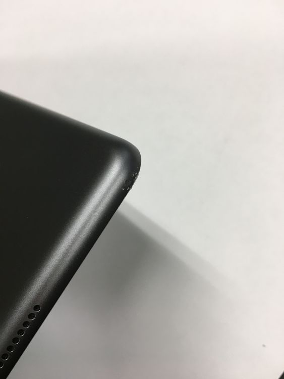 �ڥ�Х���BOX������87% Apple iPad ��8���� SIM�ե꡼ 32GB ���ڡ������쥤