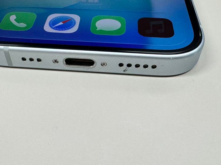 �ڥ�Х���BOX������ ����94%SIM�ե꡼ iPhone15 128GB �֥롼