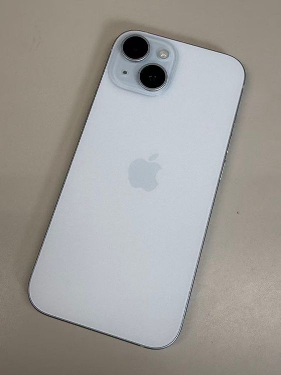 �ڥ�Х���BOX�۶����� ����86%SIM�ե꡼ iPhone15 128GB �֥롼
