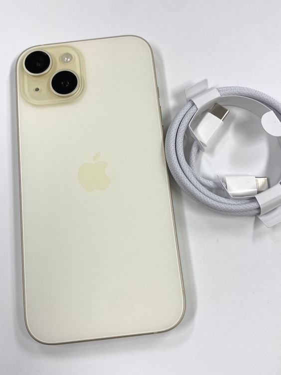 ڥХBOXۥ 90%SIMե꡼ iPhone15 128GB 