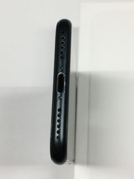�ڥ�Х���BOX�۱վ����� iPhone SE3 ��3���� 64GB SIM�ե꡼ �ߥåɥʥ���