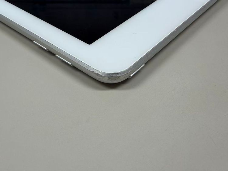 ����67�� iPad (��6����)  32GB ����С���WIFI��
