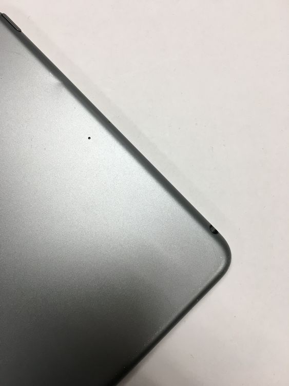 ڥХBOX85% Apple iPad mini 5 Wi-Fi 64GB