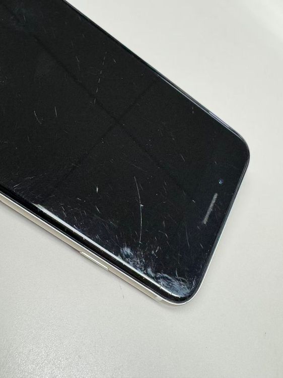 ڥХBOX97% SIMե꡼ iPhone SE(裳) 64GB 饤