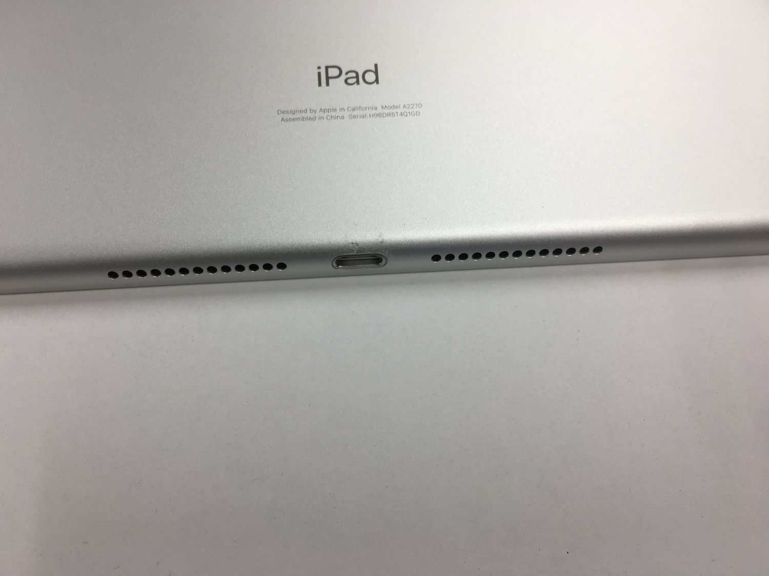 ムスビー｜【モバイルBOX】超美品 電池86% Apple iPad 第8世代 32GB