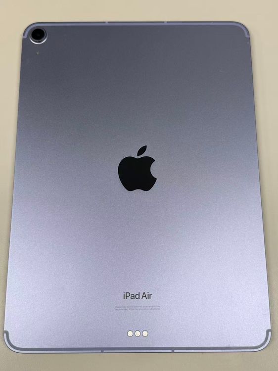 ����100% SIM�ե꡼ iPad Air ��5���� 256GB �ѡ��ץ�
