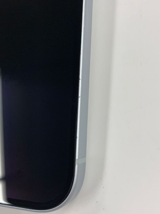 ���ʡ��Хåƥ꡼96%SIM�ե꡼ iPhone15 128GB���֥롼